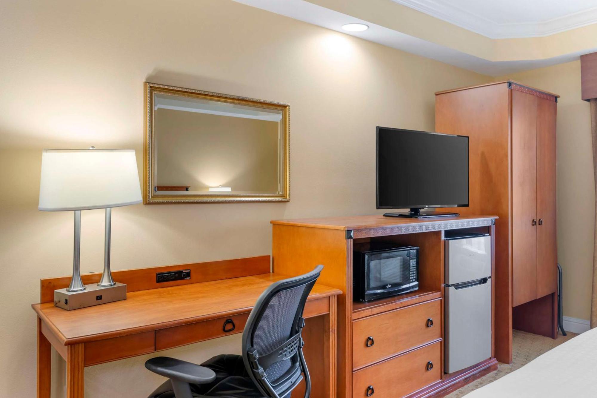 Best Western Plus Kingsland Eksteriør billede